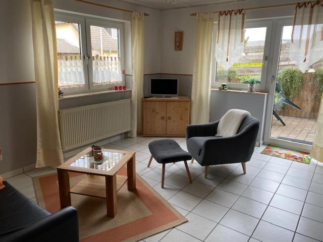 Ferienwohnung Martina Zell an der Mosel Bagian luar foto