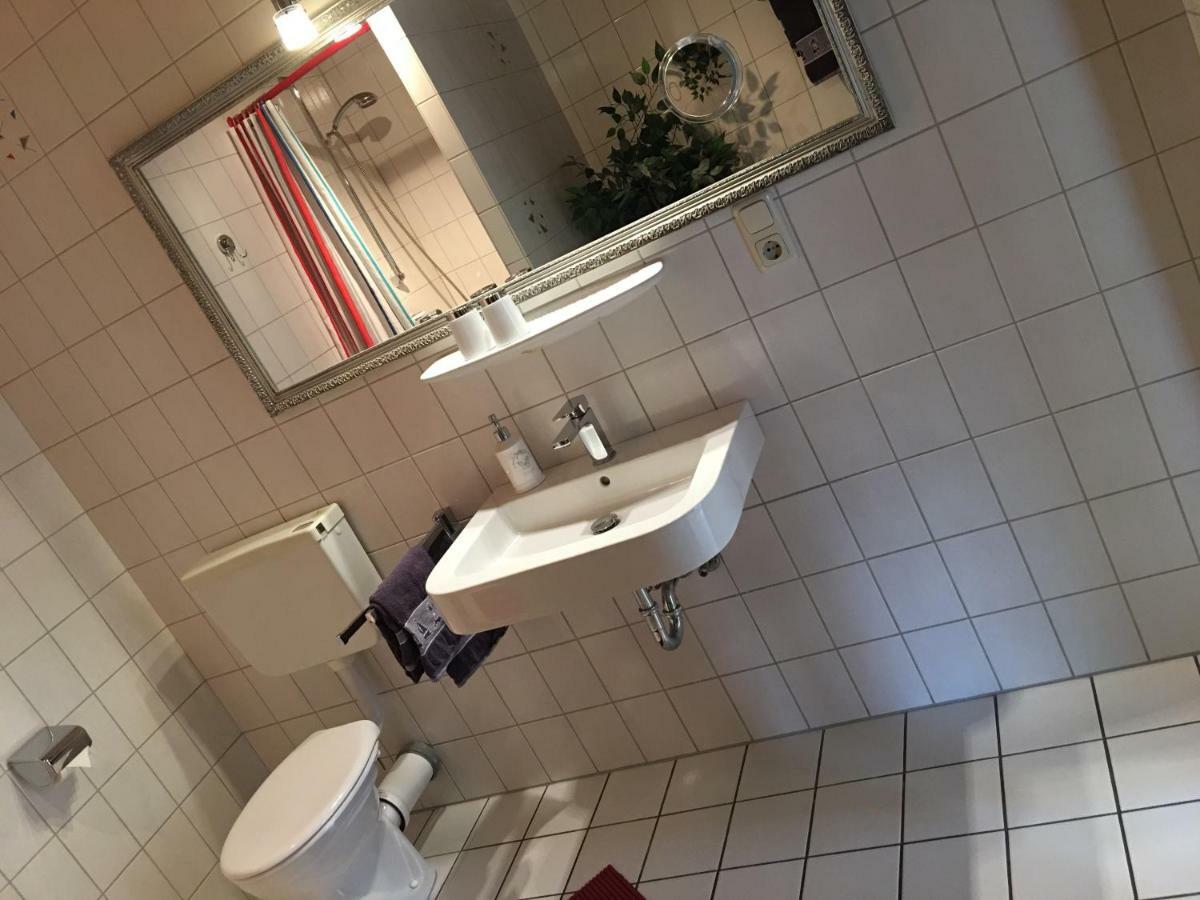 Ferienwohnung Martina Zell an der Mosel Bagian luar foto